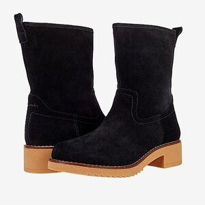 CLARKS Chunky Suede Boots Black Eden Mid Hi Pull-On Lug Sole Streetwear Preppy